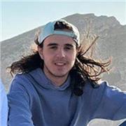 OFFRO LEZIONI di MATEMATICA, e anche Inglese (C1), Biologia, Fisica